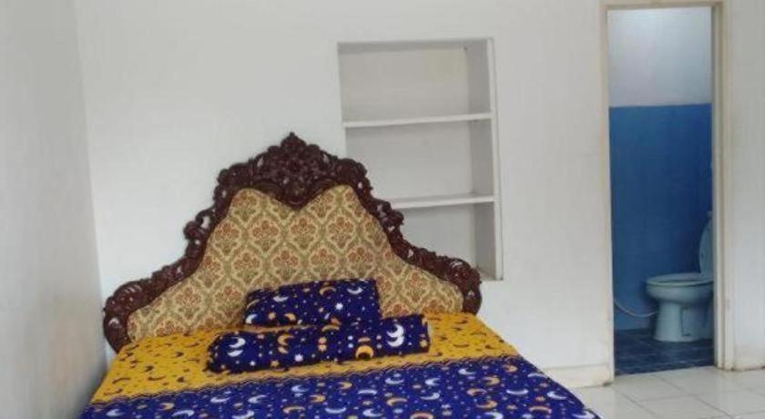 Hotel Oyo 93146 Lamin Indah Puncak Zewnętrze zdjęcie