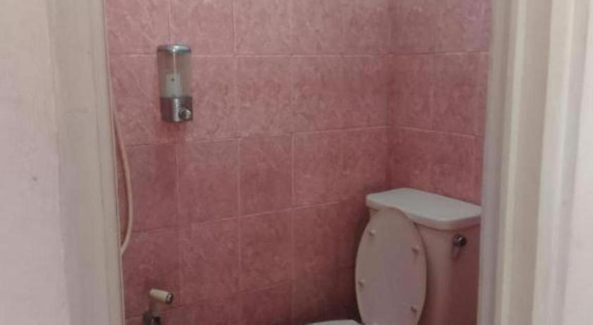 Hotel Oyo 93146 Lamin Indah Puncak Zewnętrze zdjęcie