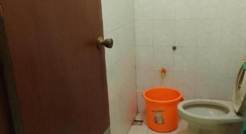 Hotel Oyo 93146 Lamin Indah Puncak Zewnętrze zdjęcie